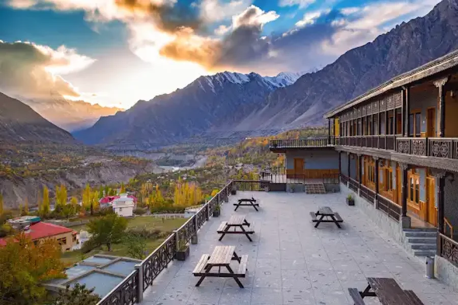 5-Day Hunza Tour Package from Lahore via Naran (BRV)