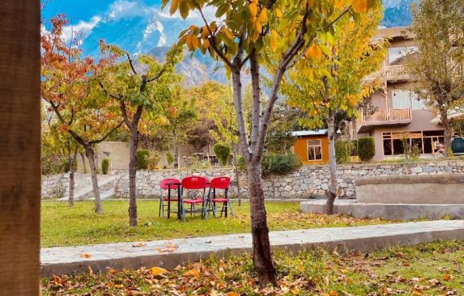 Dumani Nagar Hotel & Resort