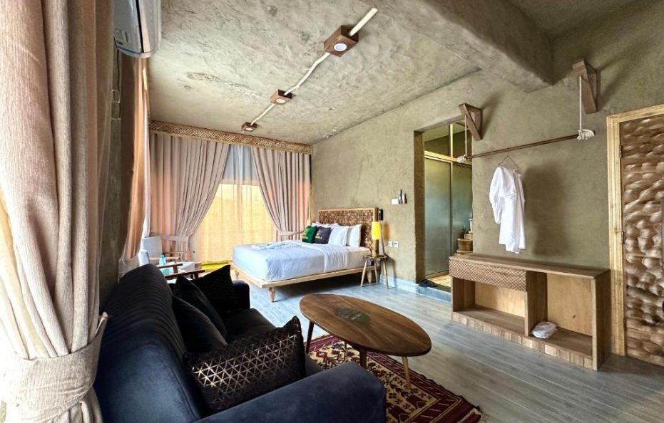 Dumani Nagar Hotel & Resort
