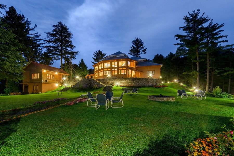 3 Days Family Tour Package to Naran Kaghan and Shogran