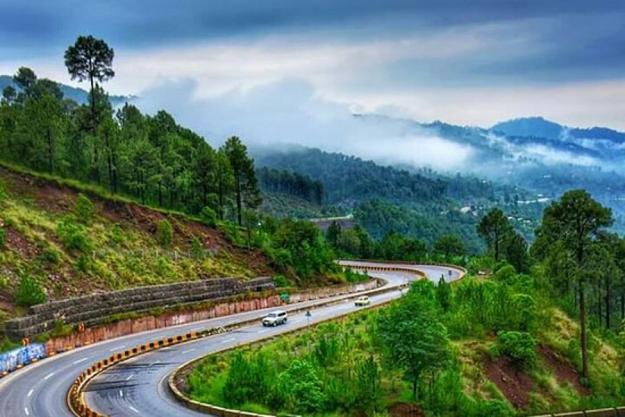 3-Day Murree & Nathia Gali Getaway with Ghoomophirro